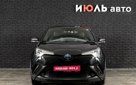 Toyota C-HR I рестайлинг, 2018 год, 2 370 000 рублей, 2 фотография