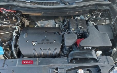 Mitsubishi Outlander III рестайлинг 3, 2018 год, 2 250 000 рублей, 14 фотография