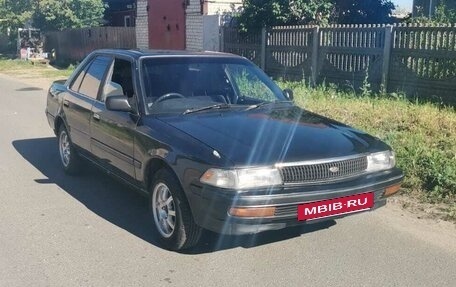 Toyota Corona VIII (T170), 1990 год, 330 000 рублей, 3 фотография