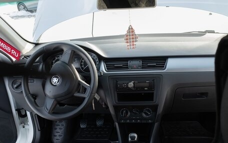 Skoda Rapid I, 2017 год, 1 080 000 рублей, 10 фотография