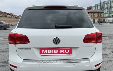 Volkswagen Touareg III, 2012 год, 1 950 000 рублей, 3 фотография