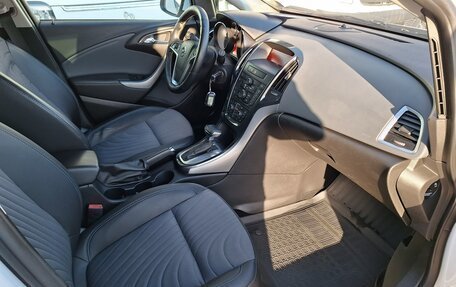 Opel Astra J, 2014 год, 730 000 рублей, 9 фотография