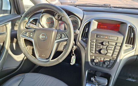 Opel Astra J, 2014 год, 730 000 рублей, 15 фотография