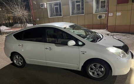Toyota Prius, 2008 год, 990 000 рублей, 2 фотография