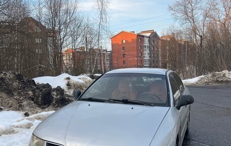 Mitsubishi Carisma I, 2001 год, 120 000 рублей, 2 фотография