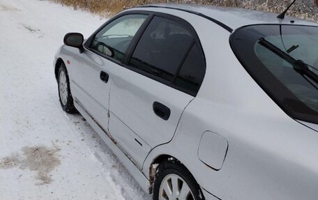 Mitsubishi Carisma I, 2001 год, 120 000 рублей, 4 фотография