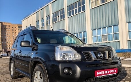 Nissan X-Trail, 2010 год, 865 000 рублей, 3 фотография