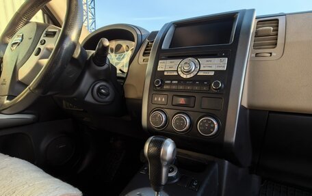 Nissan X-Trail, 2010 год, 865 000 рублей, 21 фотография