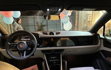 Porsche Cayenne III, 2024 год, 14 800 000 рублей, 7 фотография