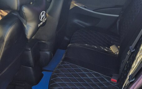 Hyundai Solaris II рестайлинг, 2011 год, 500 000 рублей, 3 фотография