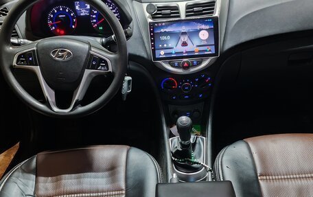 Hyundai Solaris II рестайлинг, 2014 год, 830 000 рублей, 7 фотография