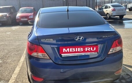 Hyundai Solaris II рестайлинг, 2011 год, 500 000 рублей, 4 фотография