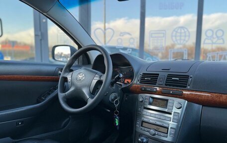 Toyota Avensis III рестайлинг, 2006 год, 695 000 рублей, 8 фотография