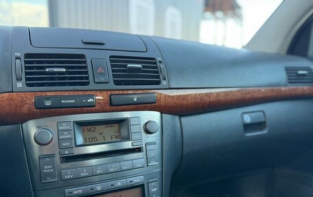 Toyota Avensis III рестайлинг, 2006 год, 695 000 рублей, 11 фотография