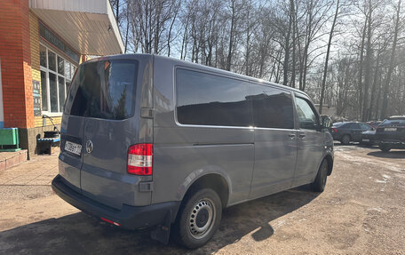 Volkswagen Caravelle T5, 2012 год, 1 600 000 рублей, 3 фотография