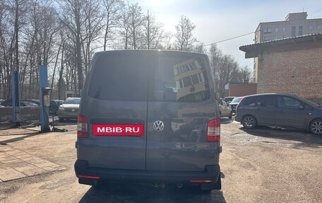 Volkswagen Caravelle T5, 2012 год, 1 600 000 рублей, 8 фотография
