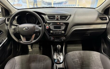 KIA Rio III рестайлинг, 2013 год, 850 000 рублей, 8 фотография