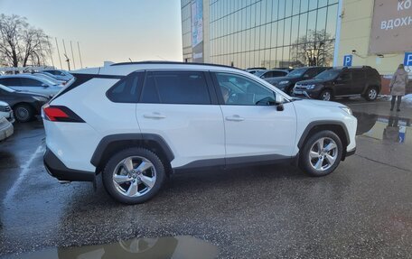 Toyota RAV4, 2021 год, 3 400 000 рублей, 1 фотография