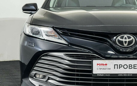 Toyota Camry, 2018 год, 2 577 000 рублей, 16 фотография