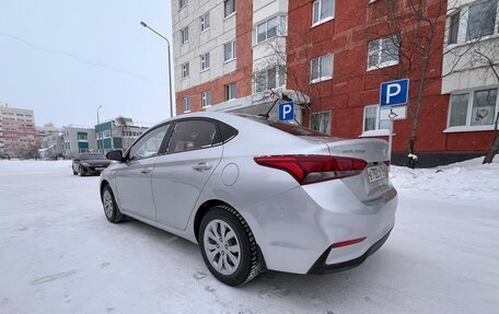 Hyundai Solaris II рестайлинг, 2019 год, 1 450 000 рублей, 8 фотография
