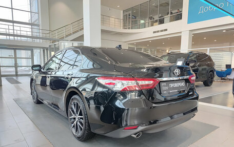 Toyota Camry, 2023 год, 3 499 000 рублей, 11 фотография