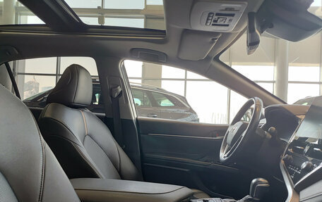 Toyota Camry, 2023 год, 3 499 000 рублей, 15 фотография