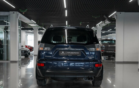 Mitsubishi Outlander III рестайлинг 3, 2011 год, 1 630 000 рублей, 6 фотография