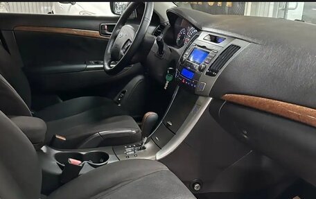 Hyundai Sonata VI, 2010 год, 840 000 рублей, 13 фотография