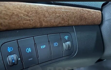 Hyundai Sonata VI, 2010 год, 840 000 рублей, 16 фотография