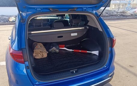 KIA Sportage IV рестайлинг, 2020 год, 2 400 000 рублей, 7 фотография