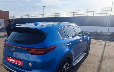 KIA Sportage IV рестайлинг, 2020 год, 2 400 000 рублей, 8 фотография