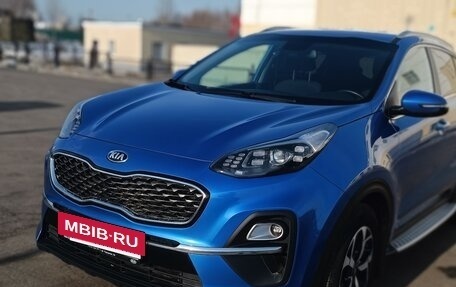 KIA Sportage IV рестайлинг, 2020 год, 2 400 000 рублей, 25 фотография