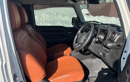 Suzuki Jimny, 2021 год, 1 990 000 рублей, 9 фотография