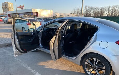 KIA Cerato III, 2014 год, 1 350 000 рублей, 7 фотография