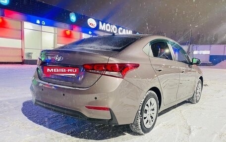 Hyundai Solaris II рестайлинг, 2017 год, 1 420 000 рублей, 5 фотография