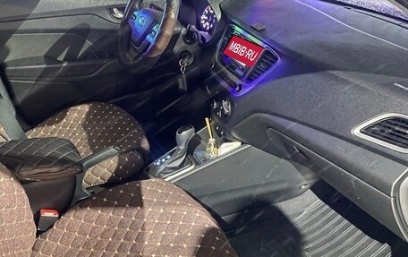 Hyundai Solaris II рестайлинг, 2017 год, 1 420 000 рублей, 9 фотография