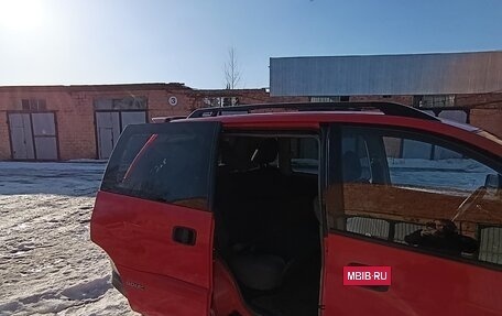 Mitsubishi Space Runner II, 2000 год, 220 000 рублей, 5 фотография