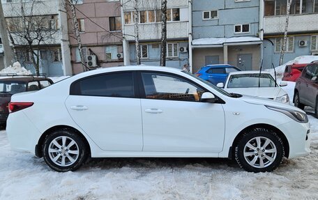 KIA Rio IV, 2017 год, 850 000 рублей, 9 фотография