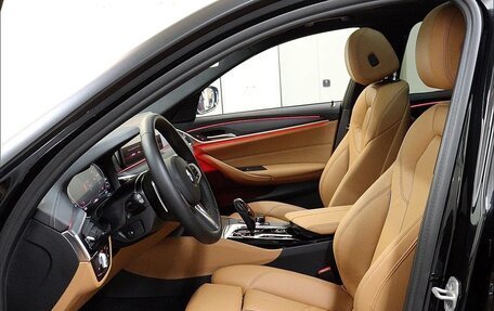 BMW 5 серия, 2021 год, 7 850 000 рублей, 11 фотография