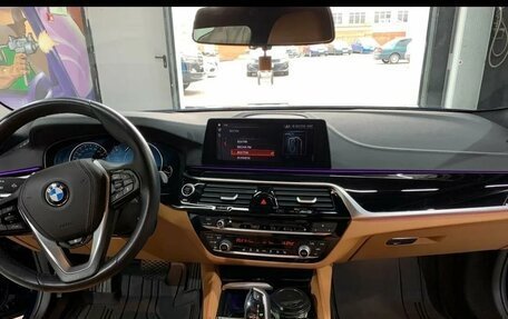 BMW 5 серия, 2021 год, 7 850 000 рублей, 13 фотография