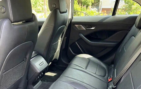 Jaguar I-Pace I, 2019 год, 3 850 000 рублей, 10 фотография