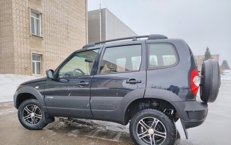 Chevrolet Niva I рестайлинг, 2019 год, 670 000 рублей, 6 фотография