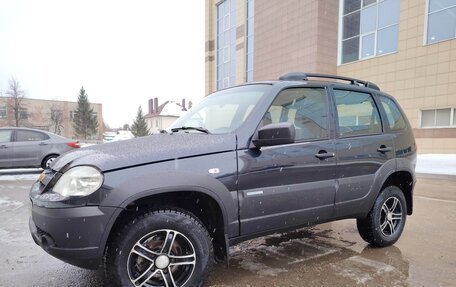 Chevrolet Niva I рестайлинг, 2019 год, 670 000 рублей, 2 фотография