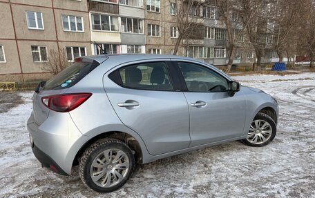 Mazda Demio IV, 2017 год, 960 000 рублей, 3 фотография
