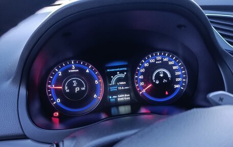 Hyundai i40 I рестайлинг, 2013 год, 1 400 000 рублей, 6 фотография