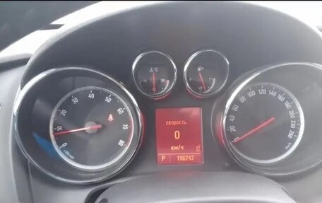 Opel Astra J, 2011 год, 750 000 рублей, 8 фотография