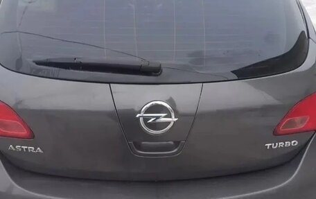 Opel Astra J, 2011 год, 750 000 рублей, 5 фотография