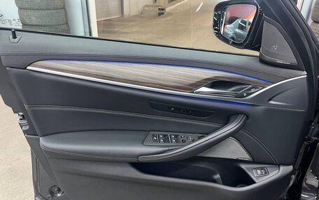 BMW 5 серия, 2019 год, 5 000 000 рублей, 20 фотография