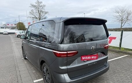 Volkswagen Multivan, 2022 год, 5 100 000 рублей, 4 фотография