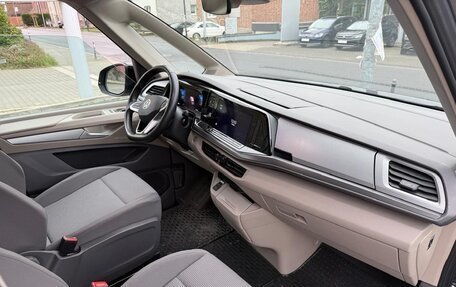 Volkswagen Multivan, 2022 год, 5 100 000 рублей, 14 фотография